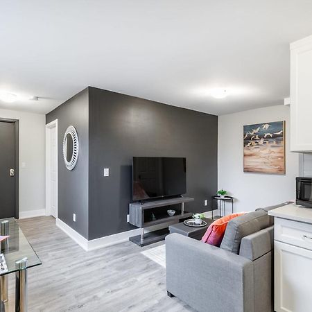 1Br Basement Condo - James Street Hamilton Buitenkant foto