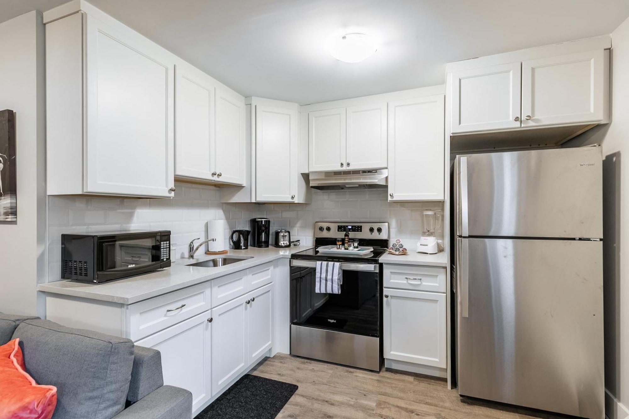 1Br Basement Condo - James Street Hamilton Buitenkant foto